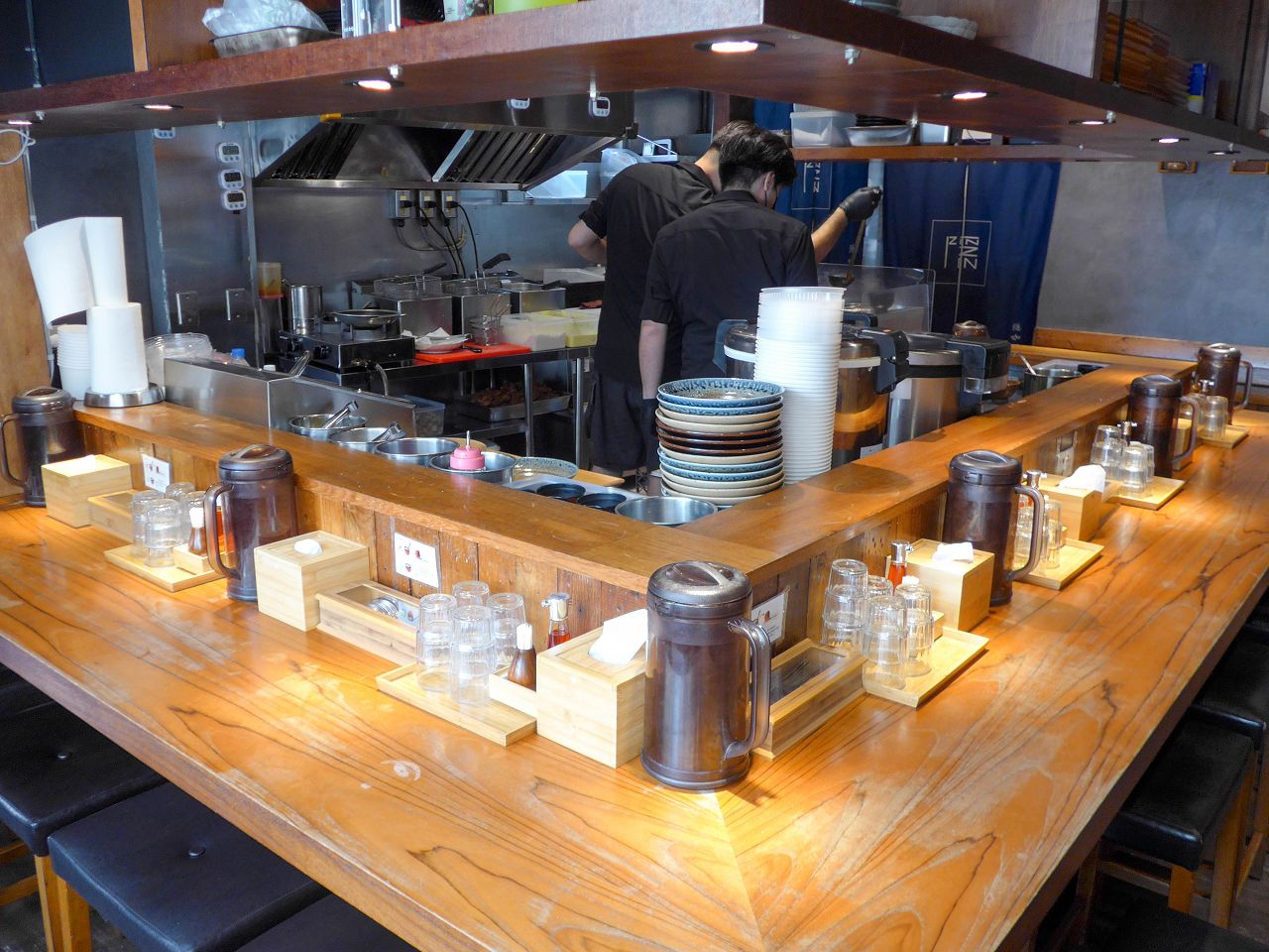 [食記][台北市] 隱家咖哩 — 隱家拉麵同品牌旗下咖哩專賣店，主打濃郁香料咖哩。