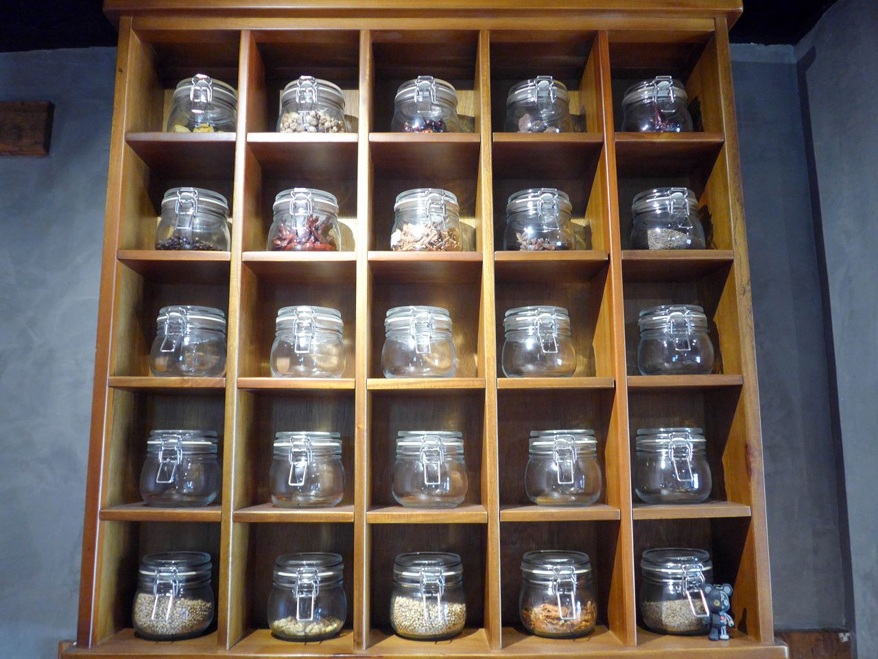 [食記][台北市] 隱家咖哩 — 隱家拉麵同品牌旗下咖哩專賣店，主打濃郁香料咖哩。