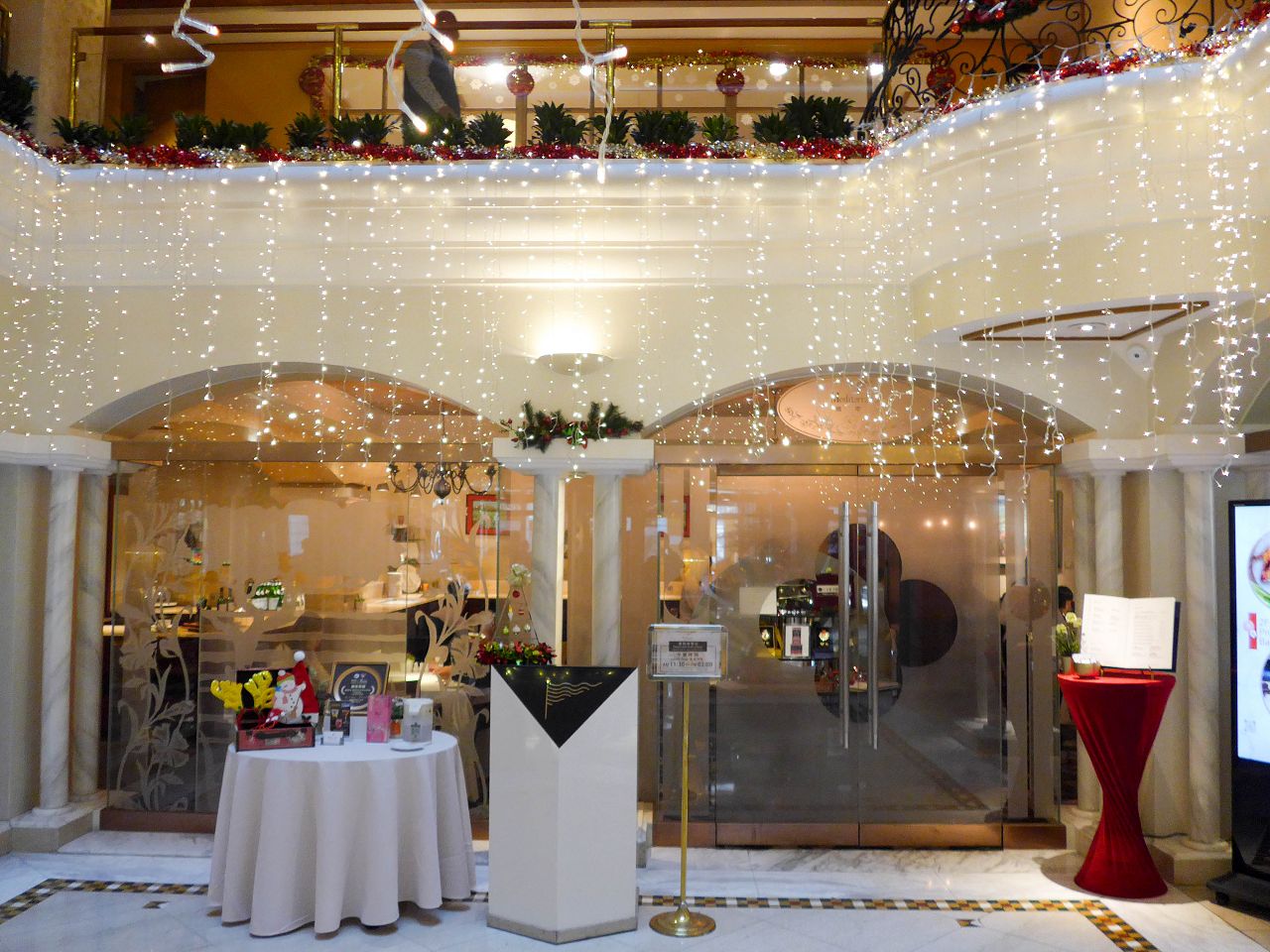 [食記][台北市] 歐華酒店 地中海牛排館 — 南法風格古典又優雅精緻的頂級牛排館