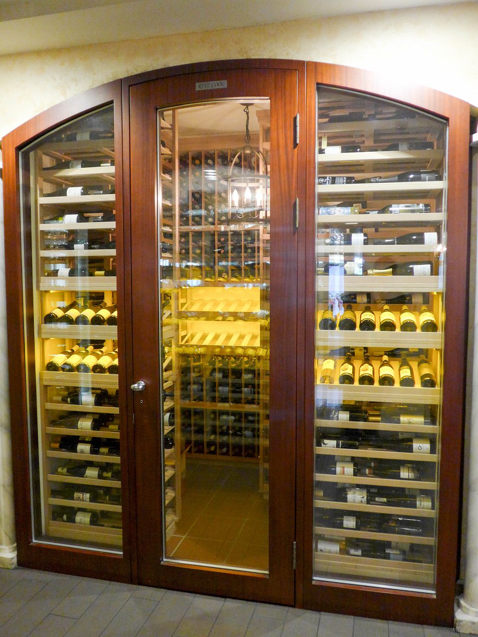 [食記][台北市] 歐華酒店 地中海牛排館 — 南法風格古典又優雅精緻的頂級牛排館