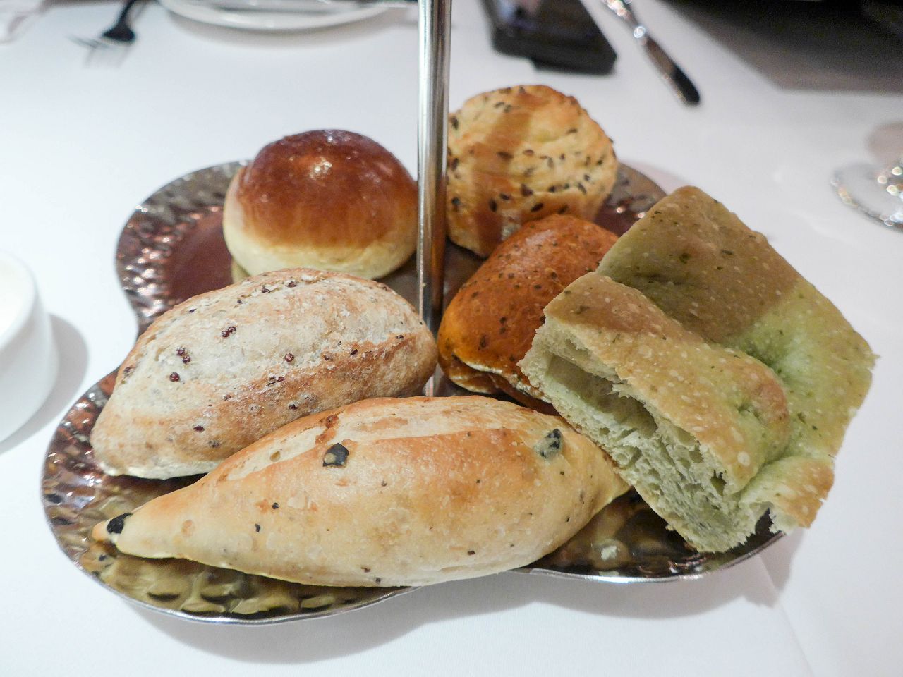 [食記][台北市] 歐華酒店 地中海牛排館 — 南法風格古典又優雅精緻的頂級牛排館