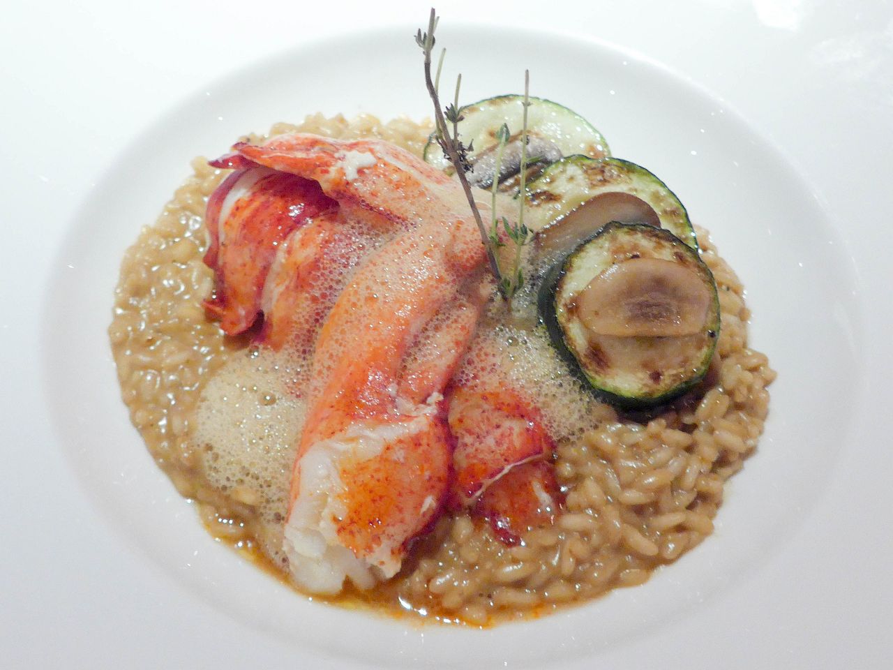 [食記][台北市] 歐華酒店 地中海牛排館 — 南法風格古典又優雅精緻的頂級牛排館