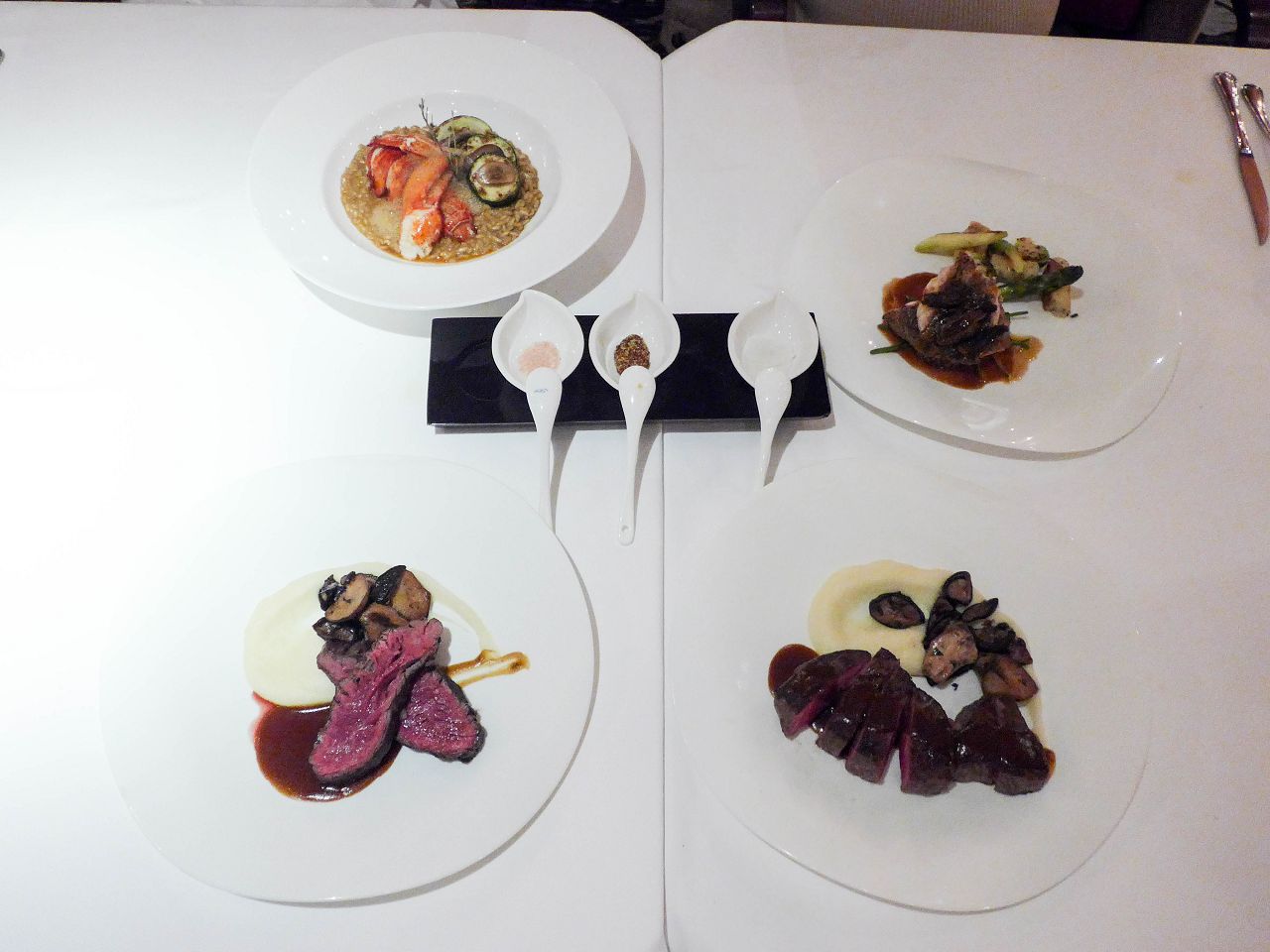 [食記][台北市] 歐華酒店 地中海牛排館 — 南法風格古典又優雅精緻的頂級牛排館