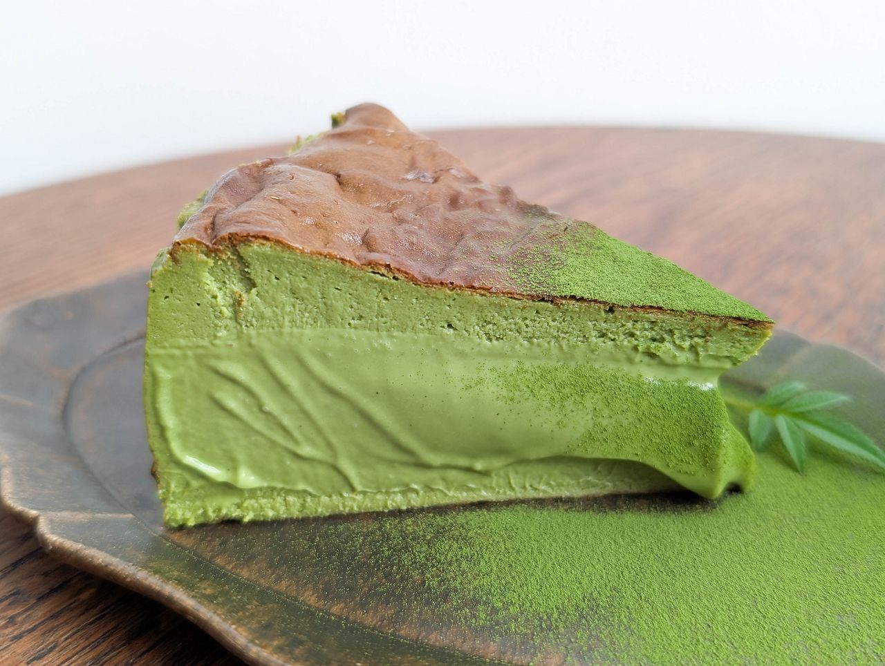 [食記][新竹市] 波藤甜點 — 新竹市區老宅內的甜點咖啡廳，很誘人的流心抹茶巴斯克。