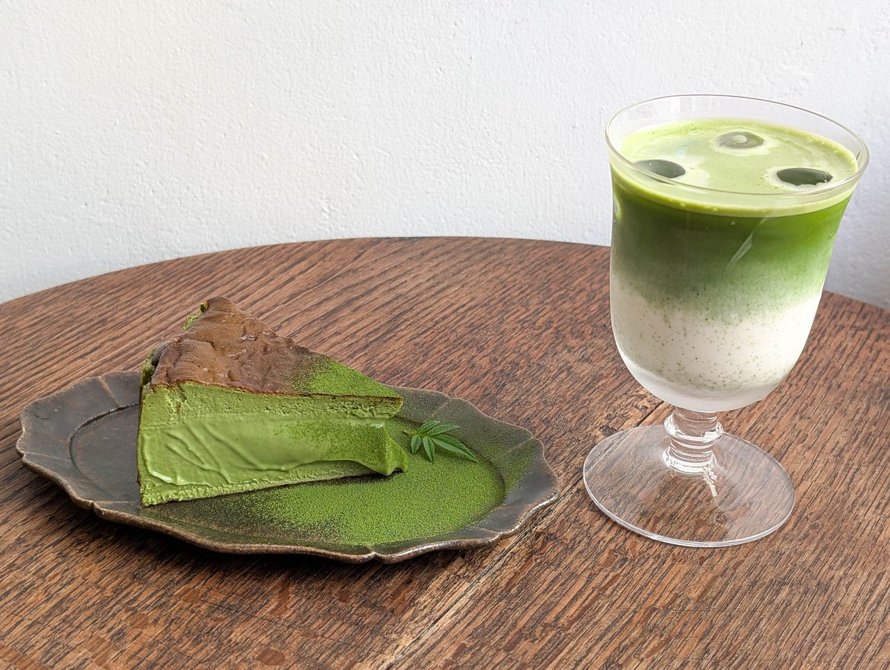 [食記][新竹市] 波藤甜點 — 新竹市區老宅內的甜點咖啡廳，很誘人的流心抹茶巴斯克。