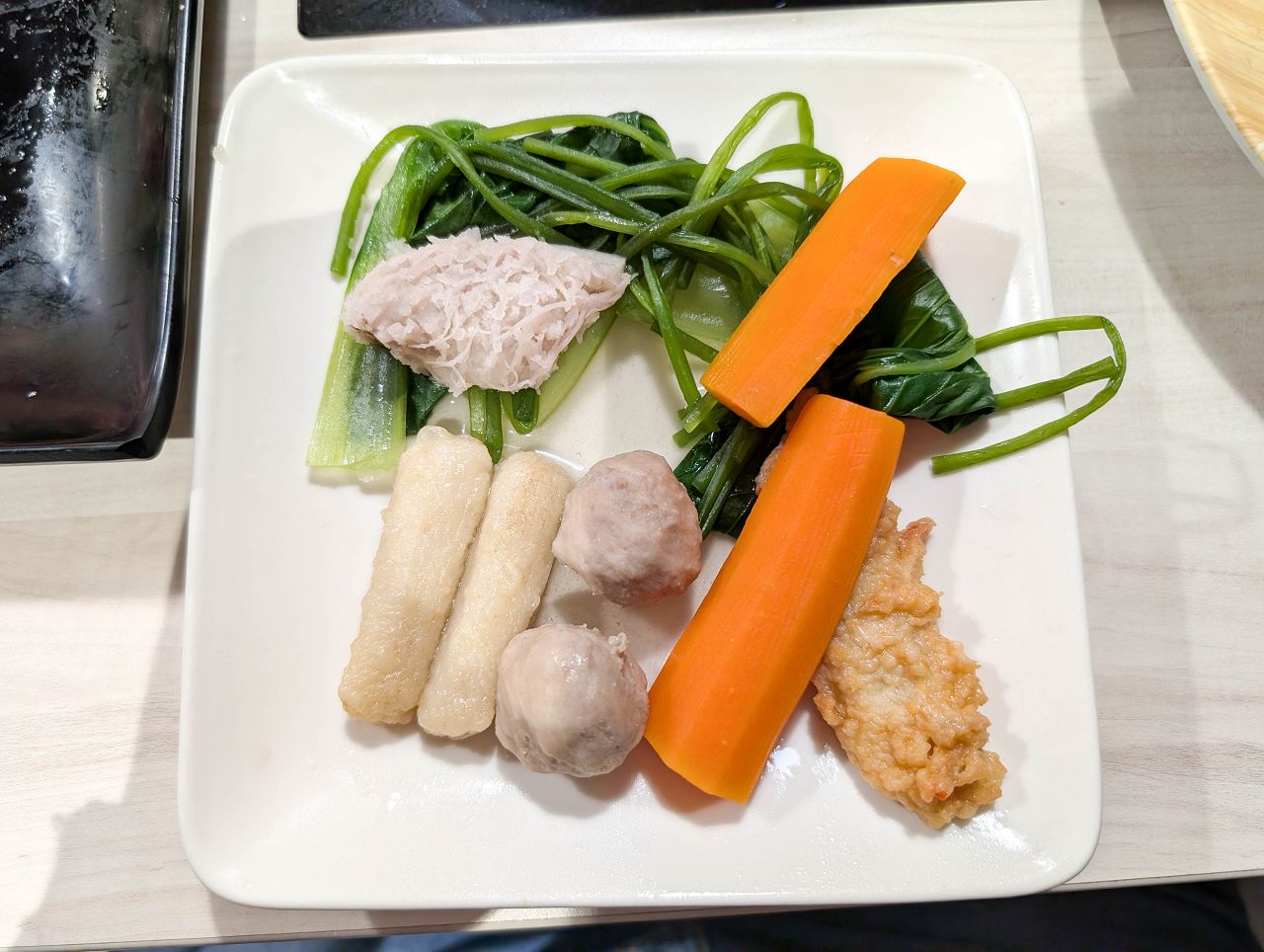 [食記][新北市][板橋區] 荖子鍋PLUS 愛買南雅店