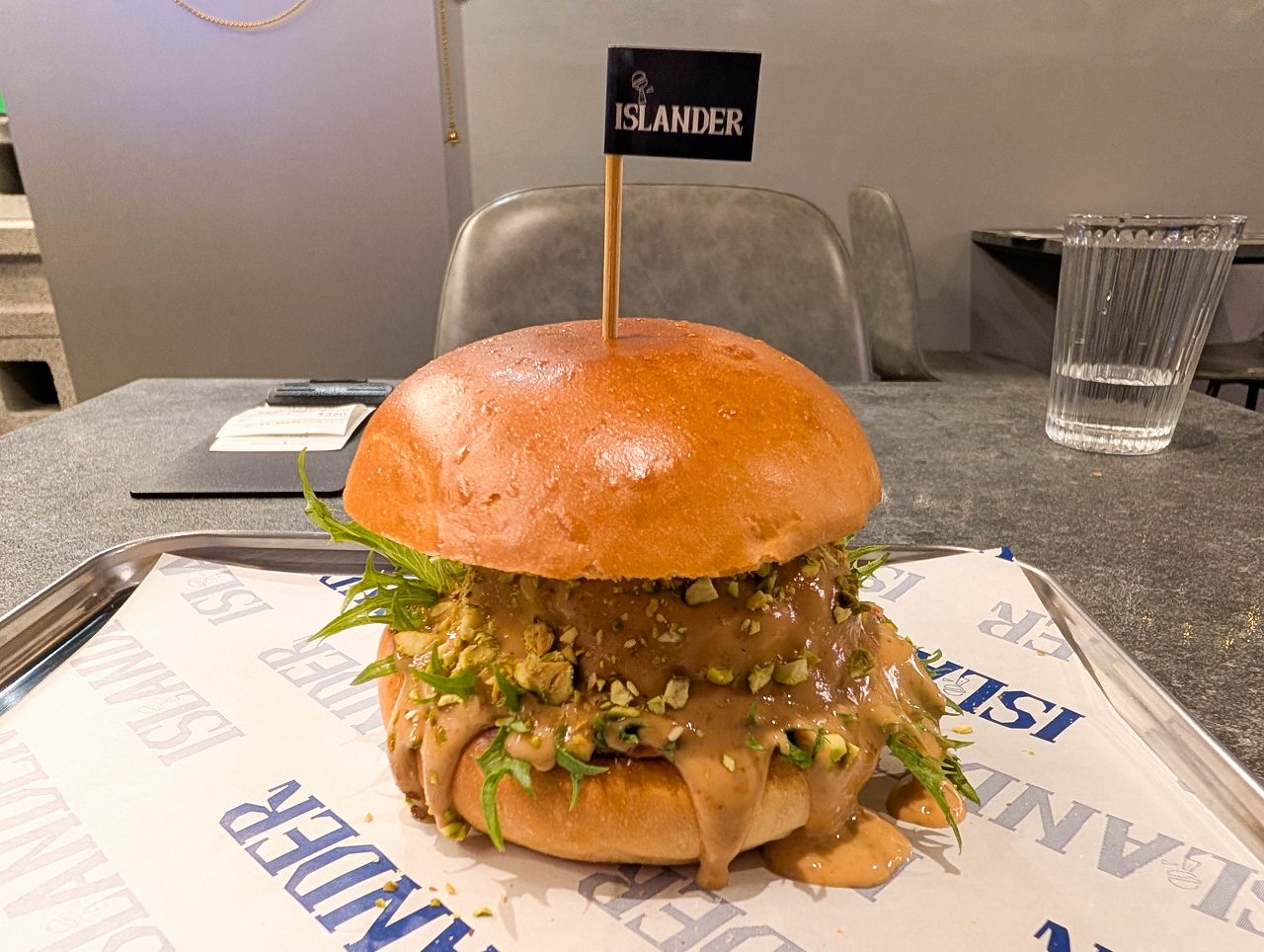 [食記][台北市] Islander Burger 嶼人漢堡 — 忠孝復興站附近美式漢堡推薦