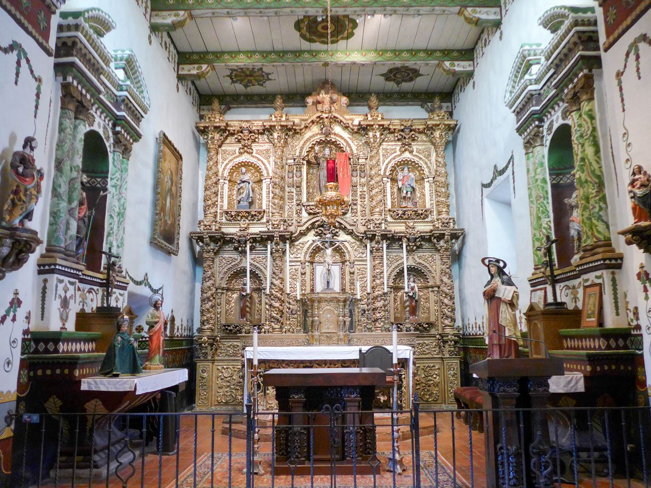 2024美國南加州旅遊 Day3 — San Juan Capistrano 參訪240多年歷史的傳道院 + Newport Beach & Laguna Beach 海岸線之旅。