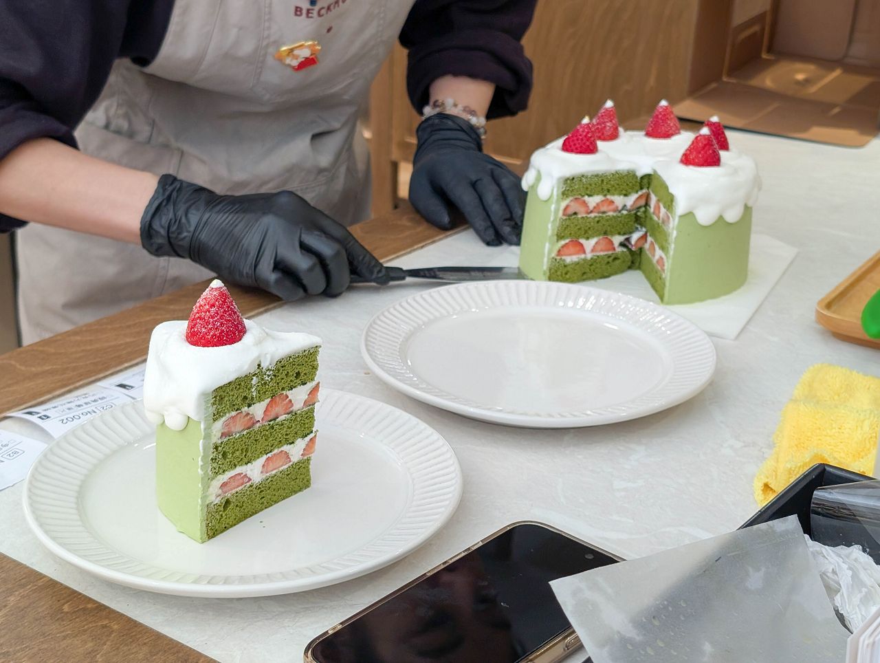 [食記][台北市] 貝克宅 南京店 2部曲 — 捷運南京復興站附近高人氣甜點咖啡廳