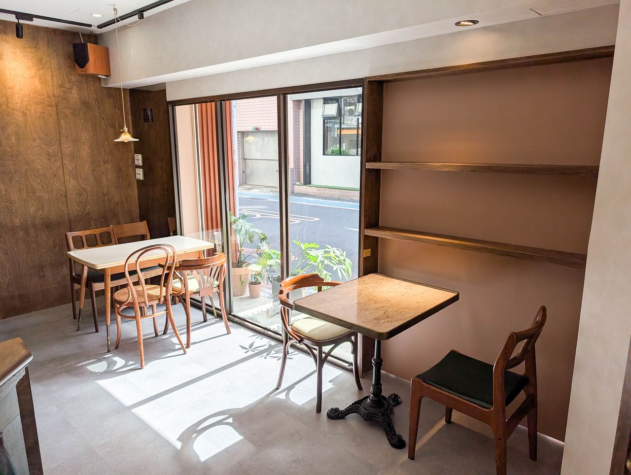 [食記][台北市] 貝克宅 南京店 2部曲 — 捷運南京復興站附近高人氣甜點咖啡廳