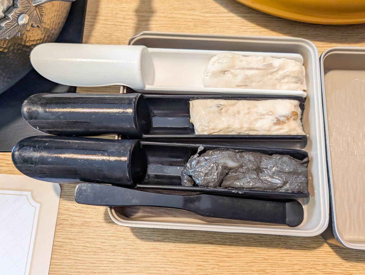 [食記][台北市] 糧倉1號頂級麻辣鴛鴦鍋 松江店 — 行天宮站附近火鍋吃到飽推薦，日本F1和牛、澳洲M9和牛、SRF美國極黑和牛吃到飽。