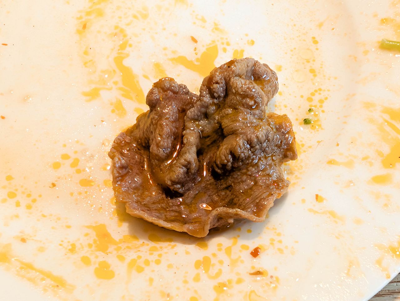 [食記][台北市] 糧倉1號頂級麻辣鴛鴦鍋 松江店 — 行天宮站附近火鍋吃到飽推薦，日本F1和牛、澳洲M9和牛、SRF美國極黑和牛吃到飽。