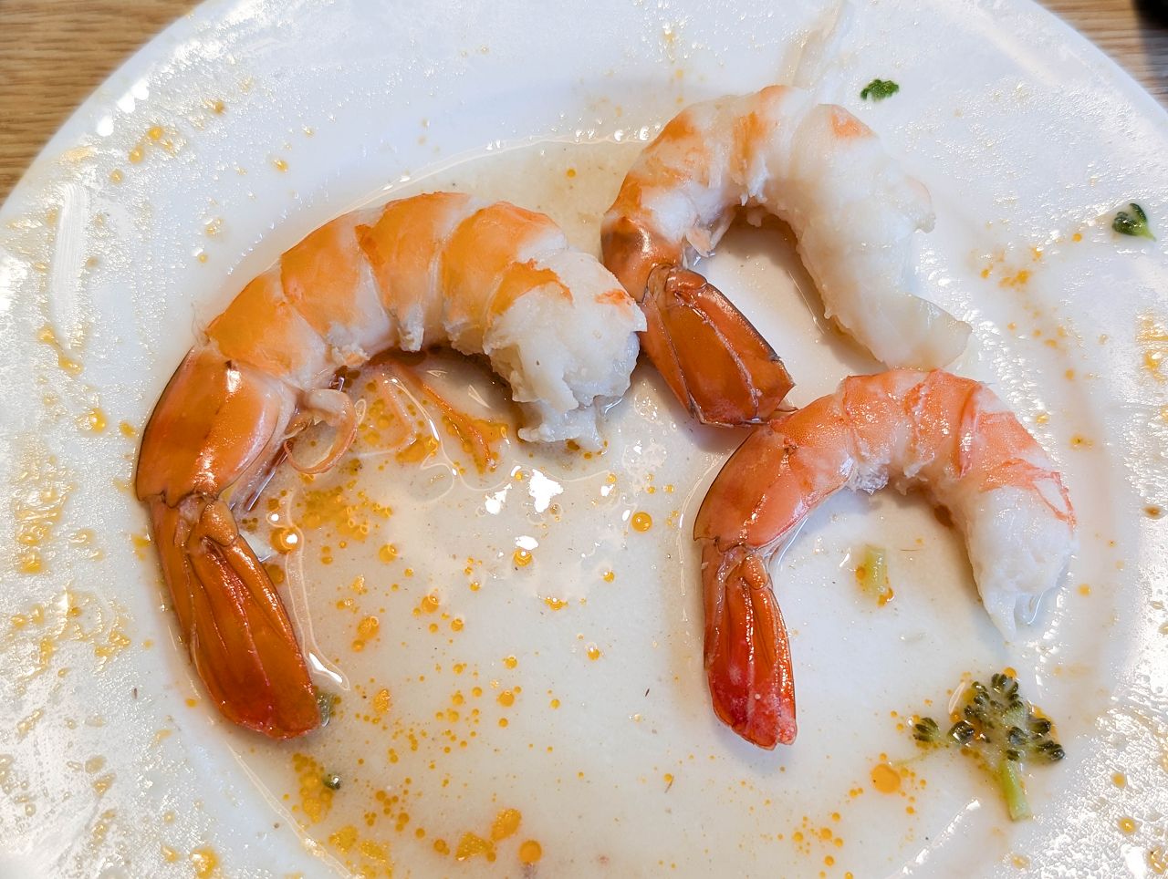 [食記][台北市] 糧倉1號頂級麻辣鴛鴦鍋 松江店 — 行天宮站附近火鍋吃到飽推薦，日本F1和牛、澳洲M9和牛、SRF美國極黑和牛吃到飽。