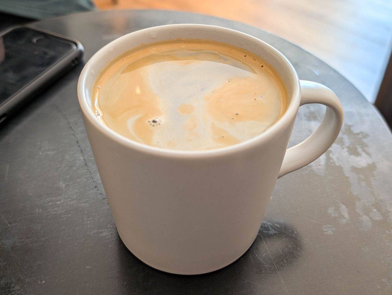 [食記][高雄市] 真心豆行 明華店 — 日系純白簡約文青風格咖啡館，主打自家烘焙咖啡。